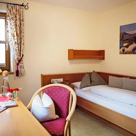 호텔 Eggerwirt Kitzbuehel, & Restaurant 3*