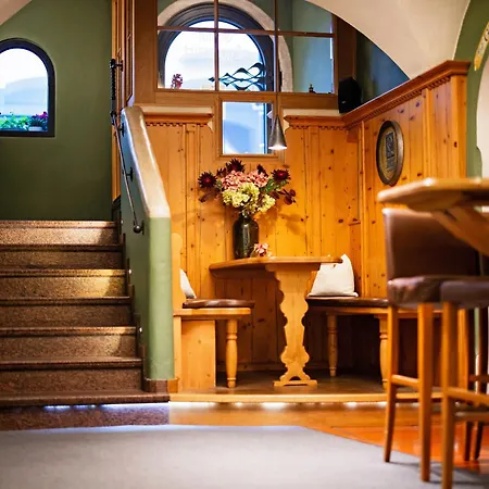 Eggerwirt Kitzbuehel, & Restaurant 3* קיצביהל