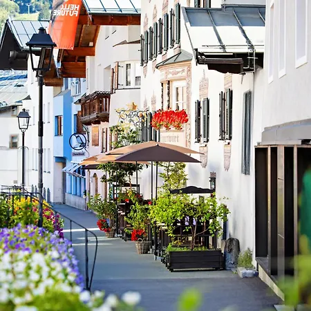 Eggerwirt Kitzbuehel, & Restaurant Otel