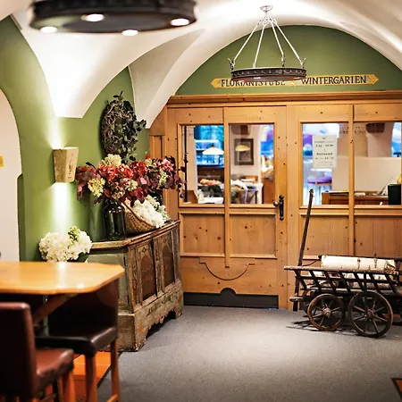 Eggerwirt Kitzbuehel, & Restaurant Otel Kitzbühel