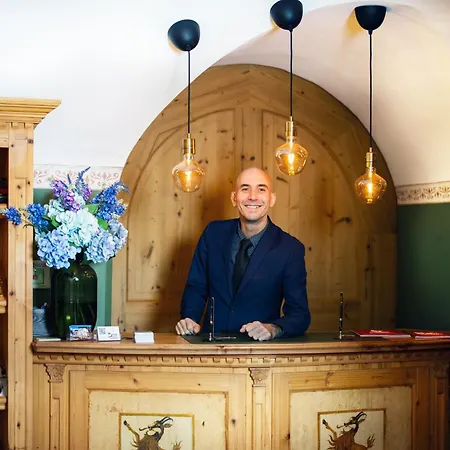 Eggerwirt Kitzbuehel, & Restaurant كيتزبوهيل