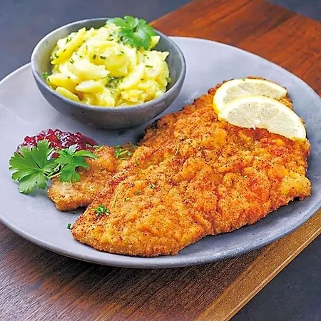 Eggerwirt Kitzbuehel, & Restaurant קיצביהל