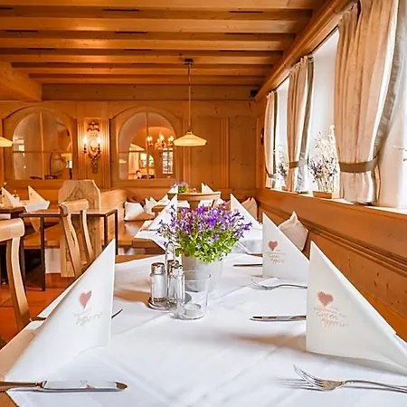 מלון Eggerwirt Kitzbuehel, & Restaurant 3*