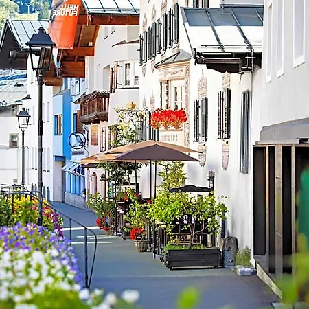 Hotel Eggerwirt Kitzbuehel, & Restaurant Kitzbühel