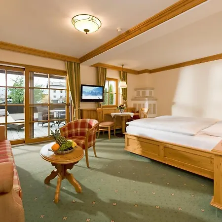 Eggerwirt Kitzbuehel, & Restaurant 3*
