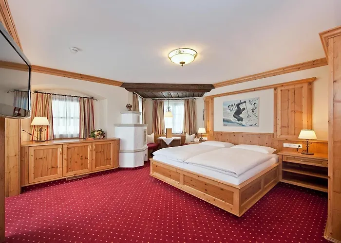 Eggerwirt Kitzbuehel, & Restaurant Hotel 3*