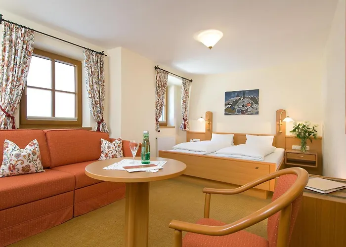 호텔 Eggerwirt Kitzbuehel, & Restaurant - Lifts Included In June Sep And Oct Gratis Bergbahnbenuetzung