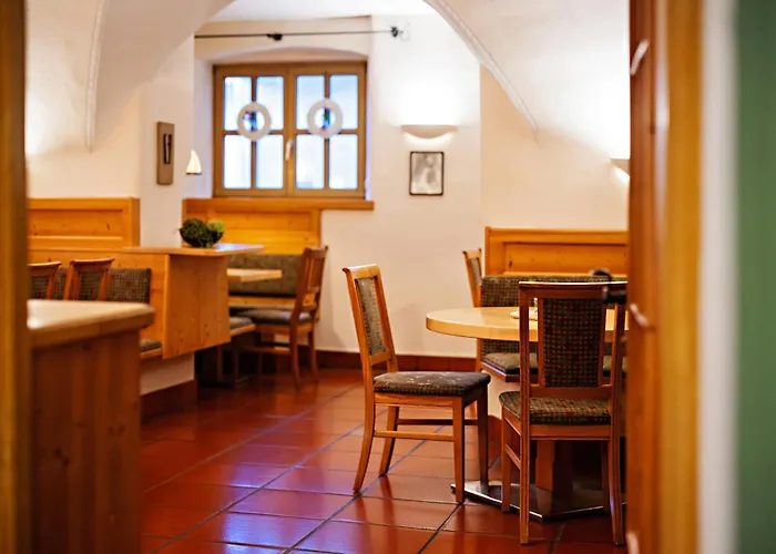 호텔 Eggerwirt Kitzbuehel, & Restaurant - Lifts Included In June Sep And Oct Gratis Bergbahnbenuetzung 키츠부헬