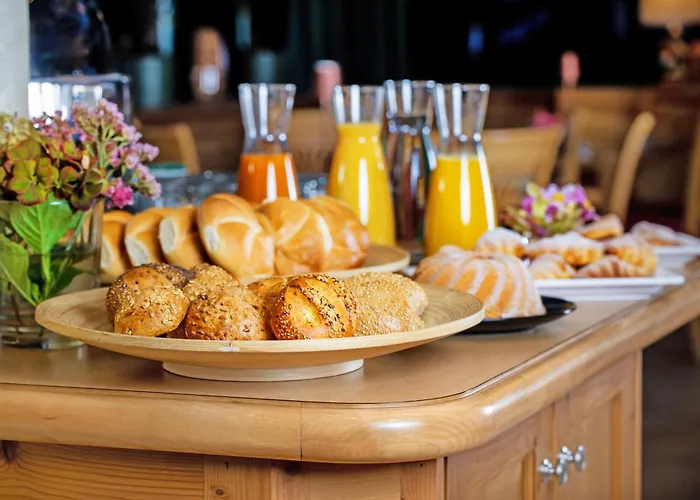 Eggerwirt Kitzbuehel, & Restaurant - Lifts Included In June Sep And Oct Gratis Bergbahnbenuetzung