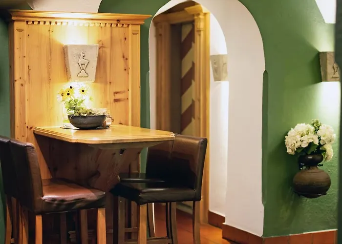 Eggerwirt Kitzbuehel, & Restaurant - Lifts Included In June Sep And Oct Gratis Bergbahnbenuetzung 호텔 3*