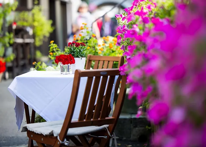 호텔 Eggerwirt Kitzbuehel, & Restaurant - Lifts Included In June Sep And Oct Gratis Bergbahnbenuetzung 키츠부헬