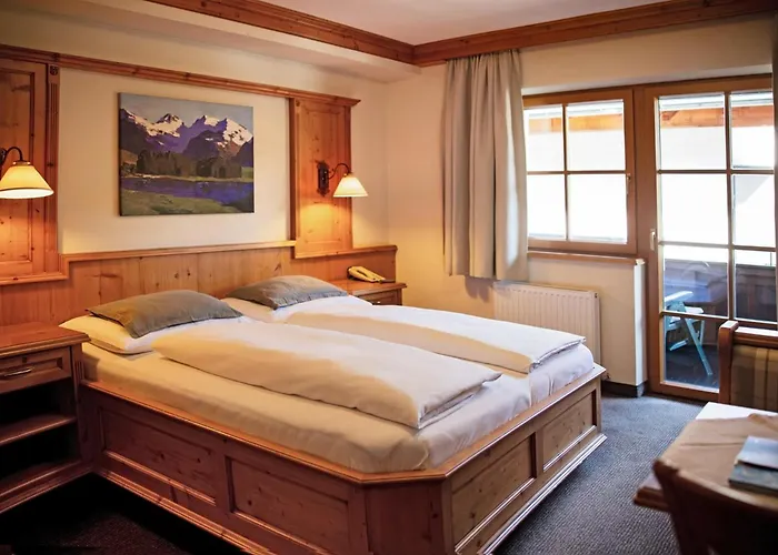 Eggerwirt Kitzbuehel, & Restaurant - Lifts Included In June Sep And Oct Gratis Bergbahnbenuetzung 호텔 키츠부헬