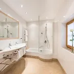 Eggerwirt Kitzbuehel, & Restaurant Hotel