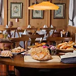 Hotel Eggerwirt Kitzbuehel, & Restaurant 3*