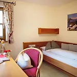 Hotel Eggerwirt Kitzbuehel, & Restaurant 3*