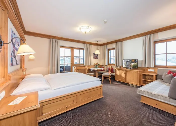 Eggerwirt Kitzbuehel, & Restaurant 3*